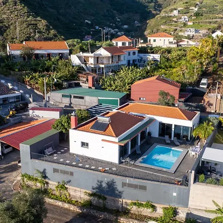 Oceanfront With Private Pool Breathtaking Sunsets In Madeira * Tabua (Madeira)