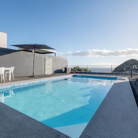 Oceanfront With Private Pool Breathtaking Sunsets In Madeira * Tabua (Madeira)