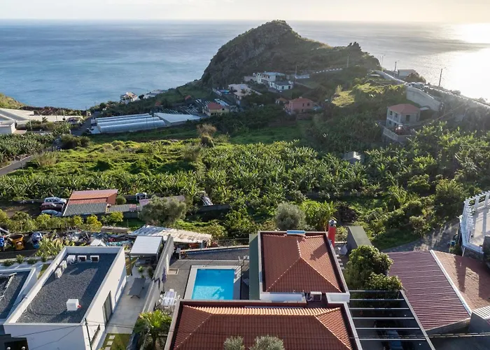 Oceanfront With Private Pool Breathtaking Sunsets In Madeira
