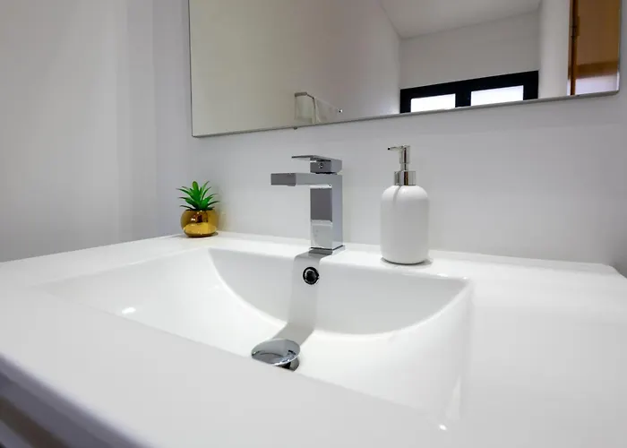 Oceanfront With Private Pool Breathtaking Sunsets In Madeira