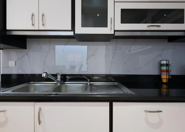 Oceanfront With Private Pool Breathtaking Sunsets In Madeira Tabua (Madeira)