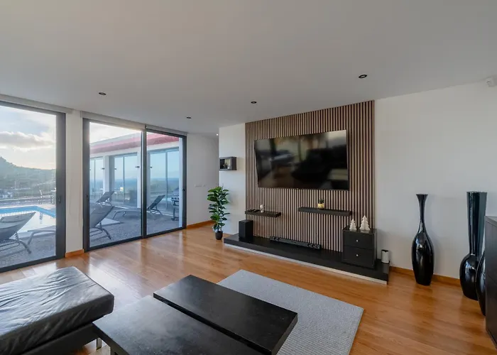 Oceanfront With Private Pool Breathtaking Sunsets In Madeira Βίλα *