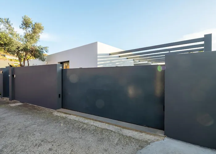 Oceanfront With Private Pool Breathtaking Sunsets In Madeira *