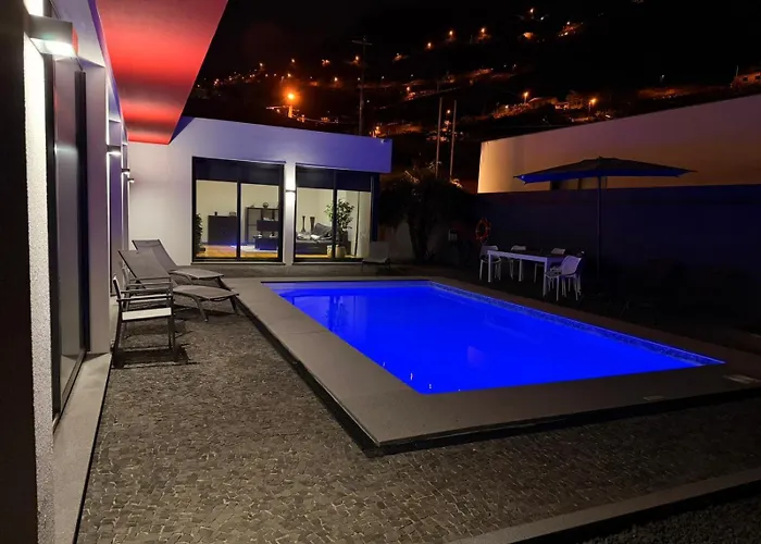 Oceanfront With Private Pool Breathtaking Sunsets In Madeira Villa